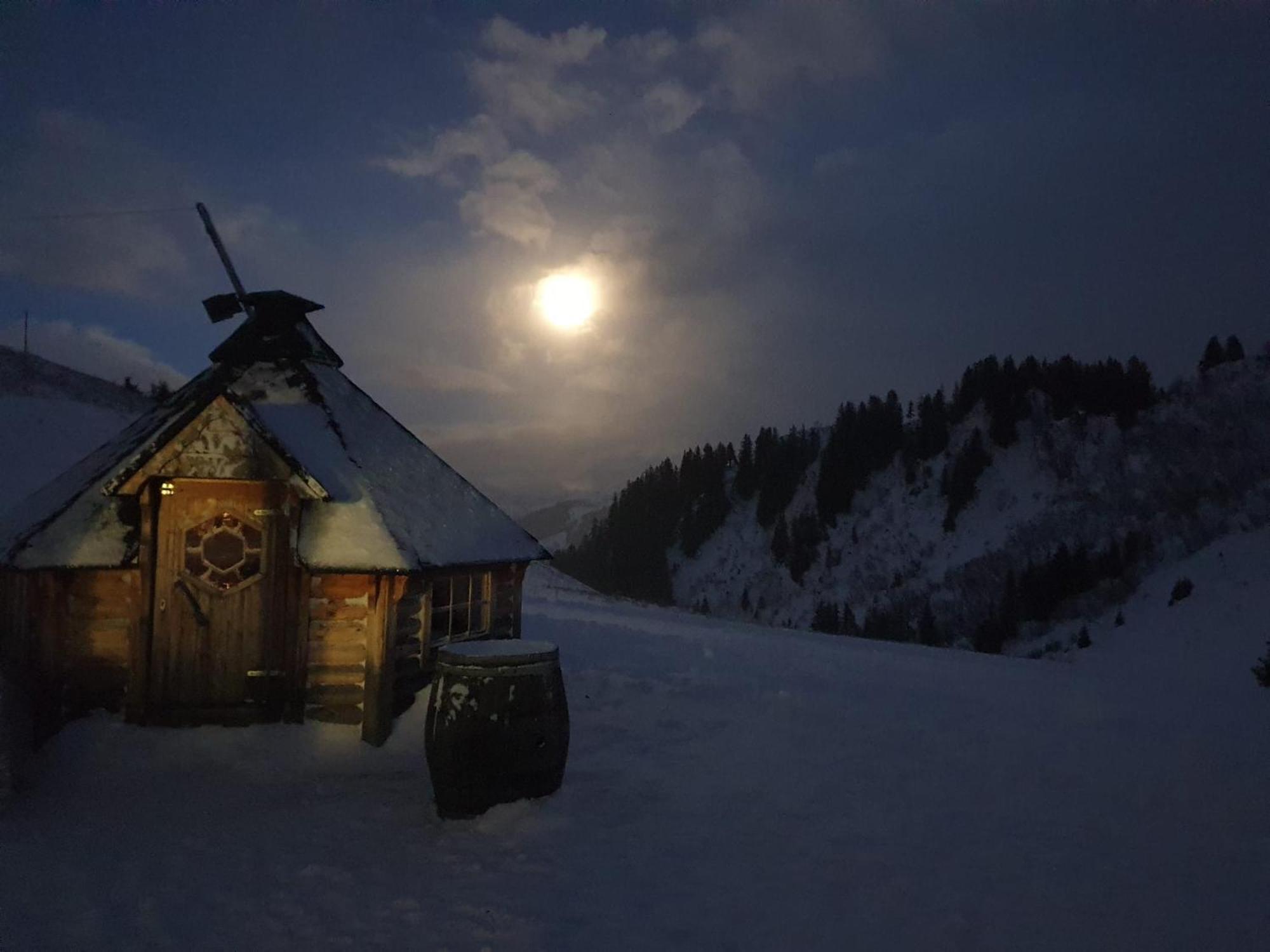 Отель Refuge Le Marcheuson Ле-Крозе Экстерьер фото